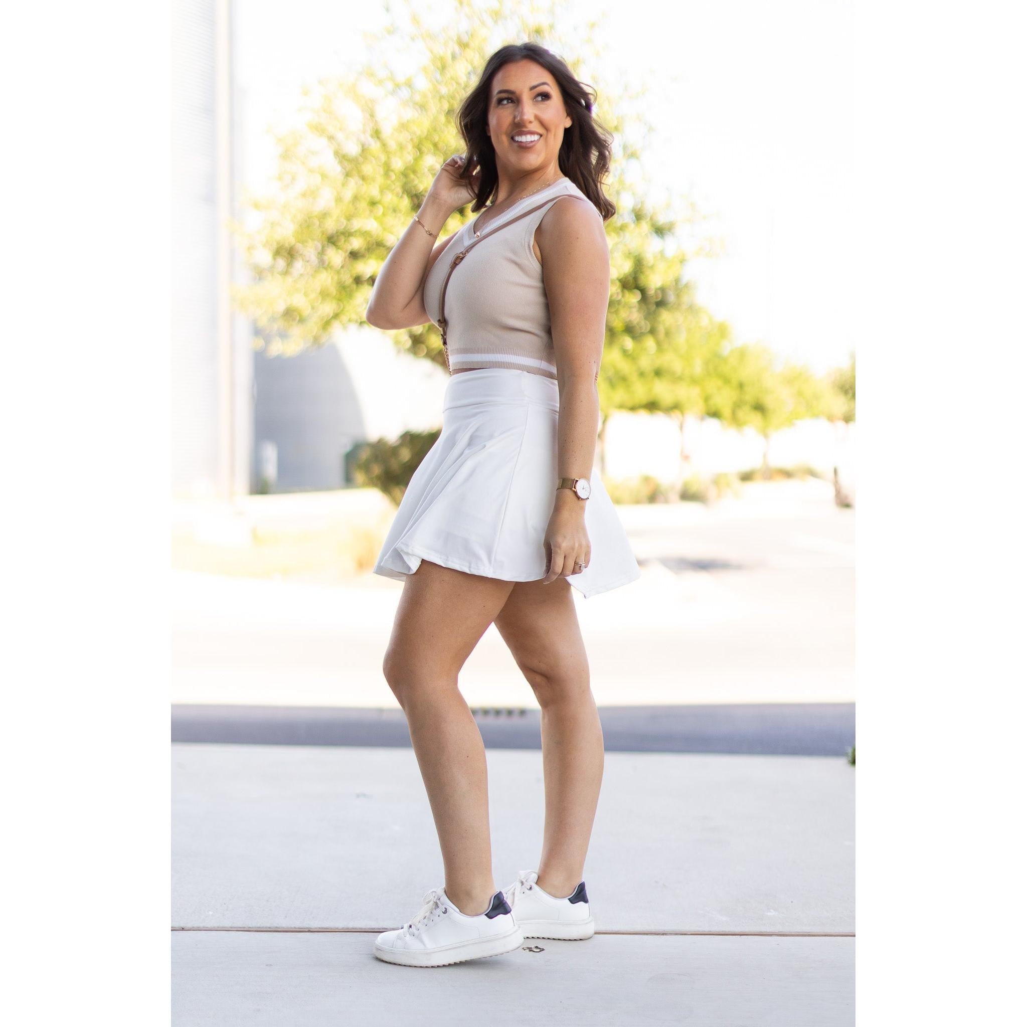 The Wendy - White Skort *