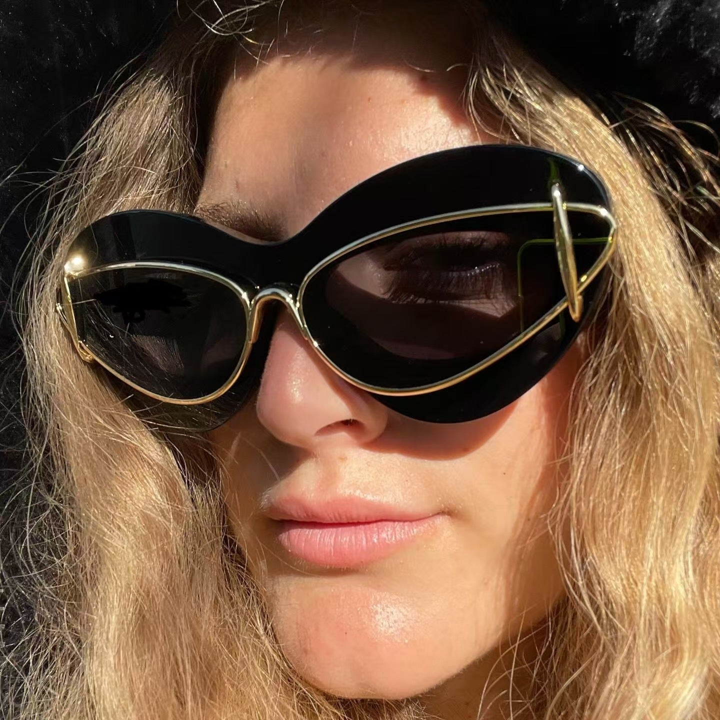 Women's Y2K Cat-Eye Small Frame Sunglasses — Trendy Driving Shades