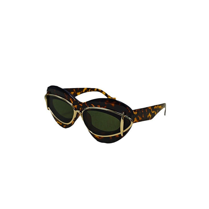 Women's Y2K Cat-Eye Small Frame Sunglasses — Trendy Driving Shades