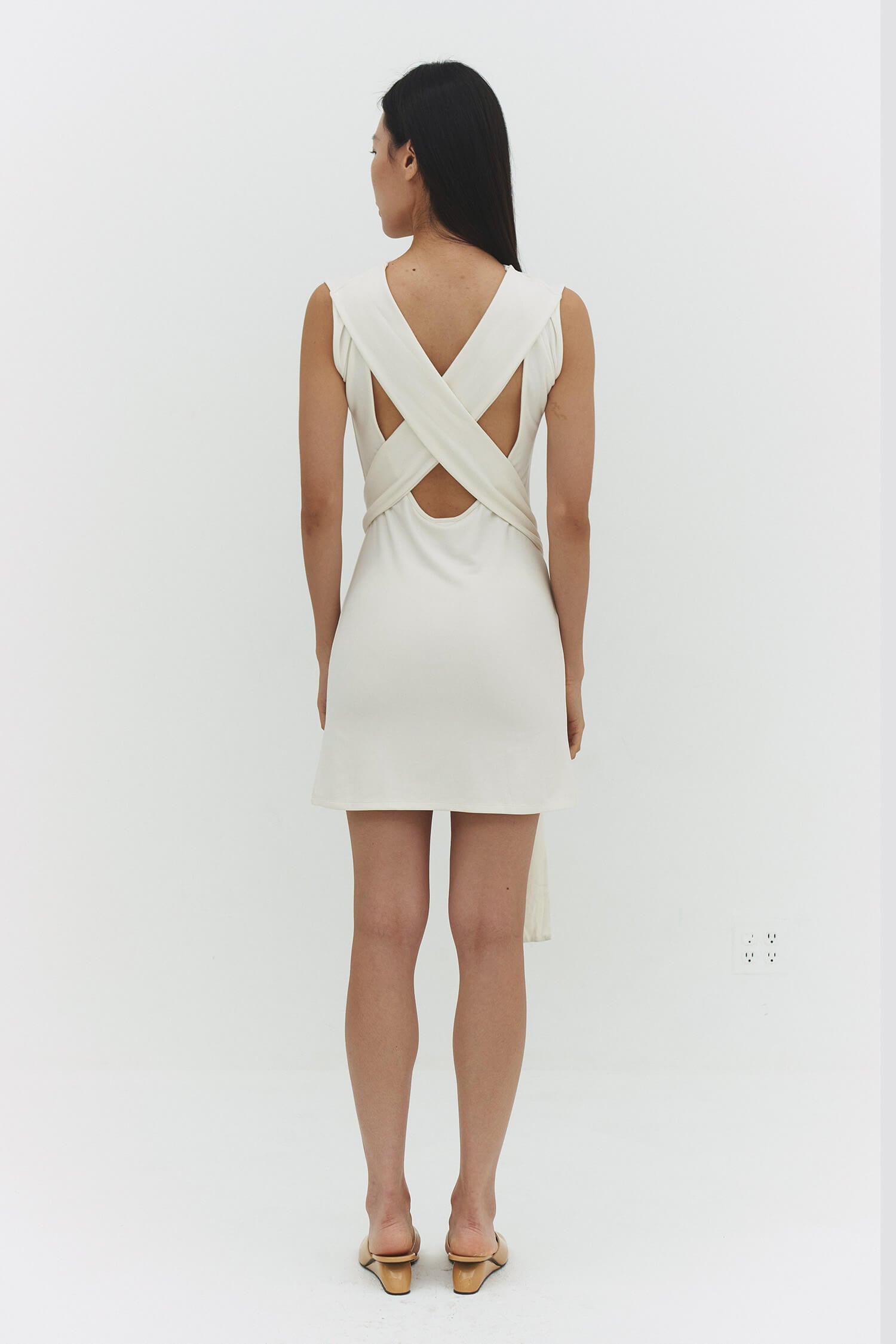 BEATRIZ DRESS IN OFF WHITE
