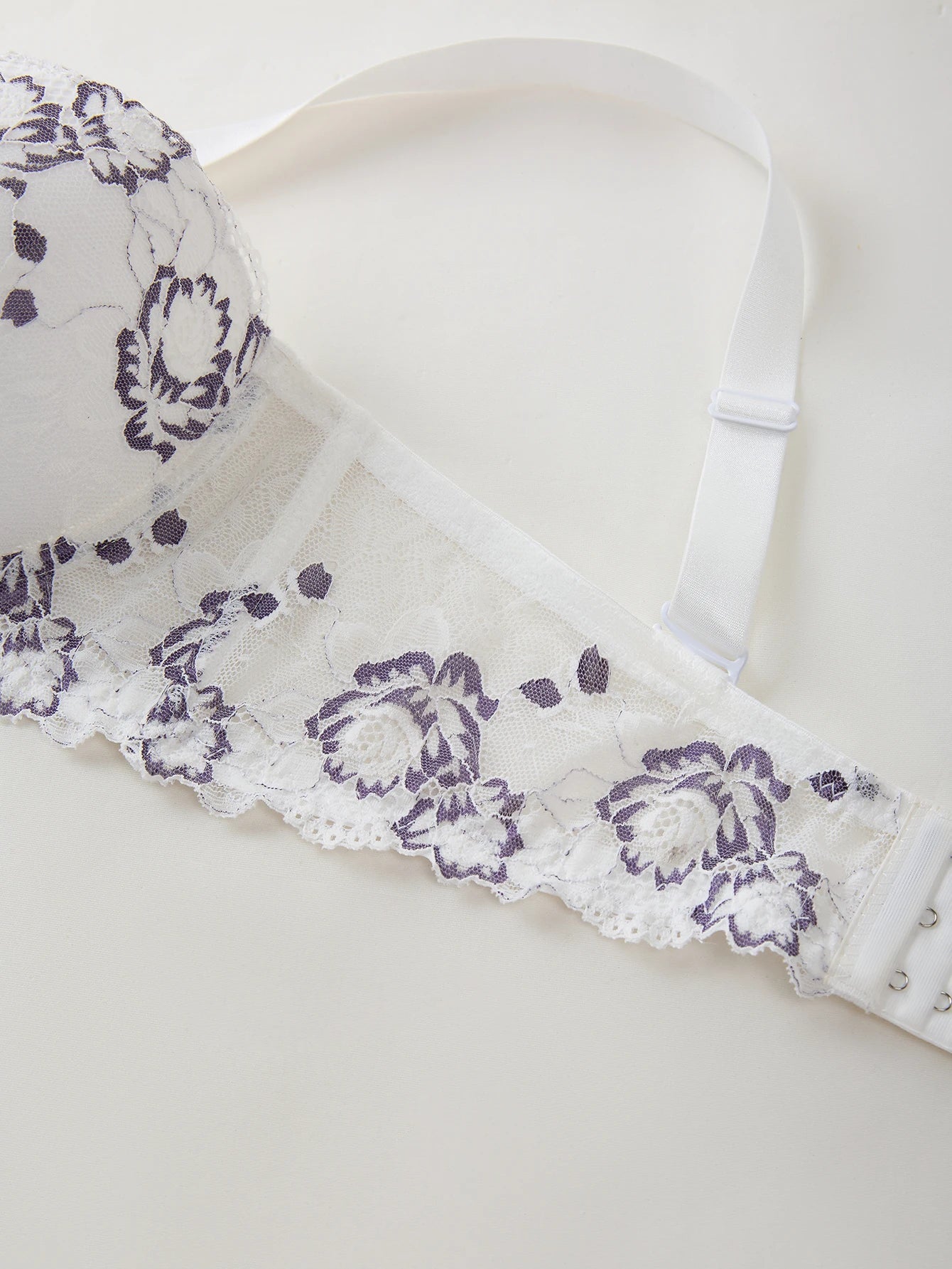 Daily Wide Strap Plus Size Women Bra Lace & Embroidery Push up Bra Comfort Thin Cup Underwire Support Lingerie Bra