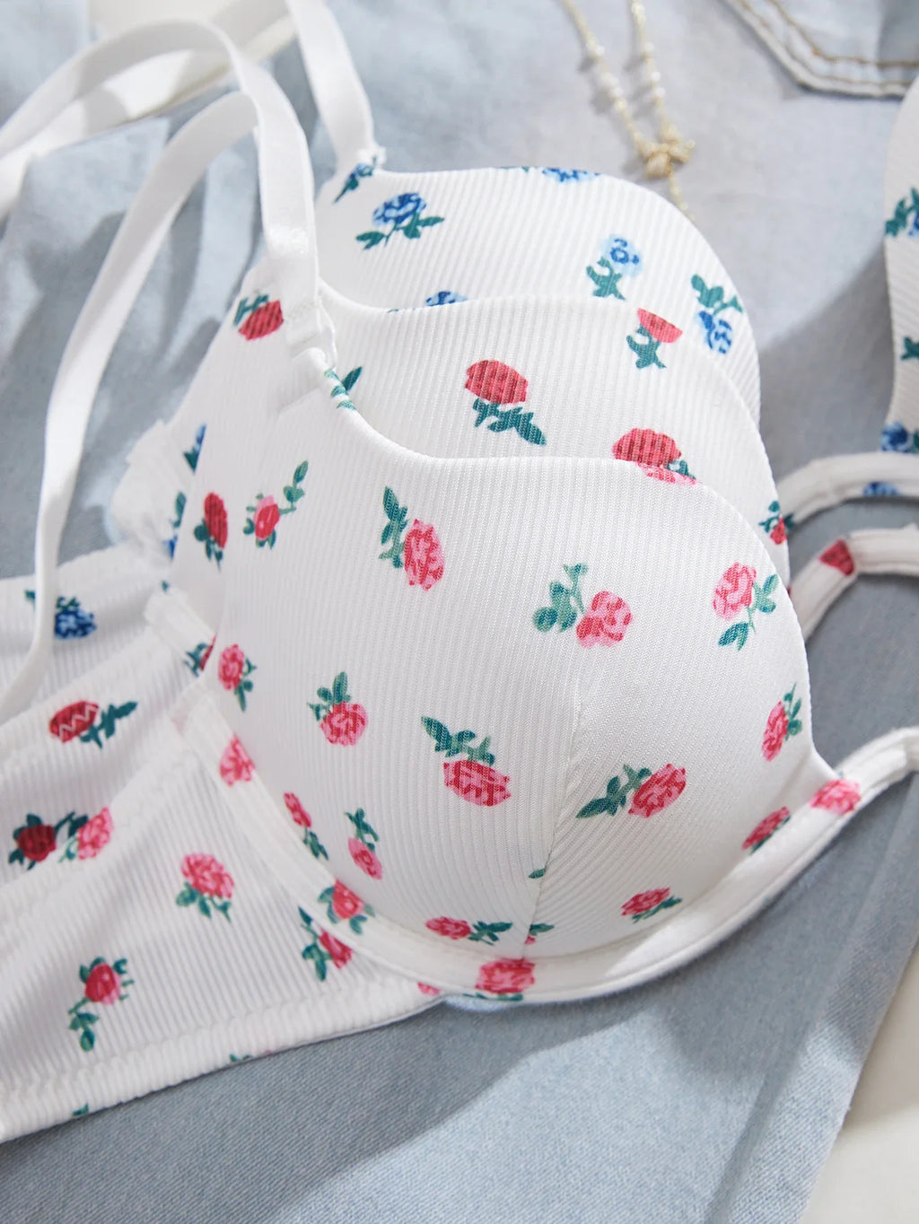 3-Pack Everyday Sweet Women's Bras Simple Solid Color Floral Print Thin Cup Patchwork Ribbed Push-Up Bra with Underwire Bra