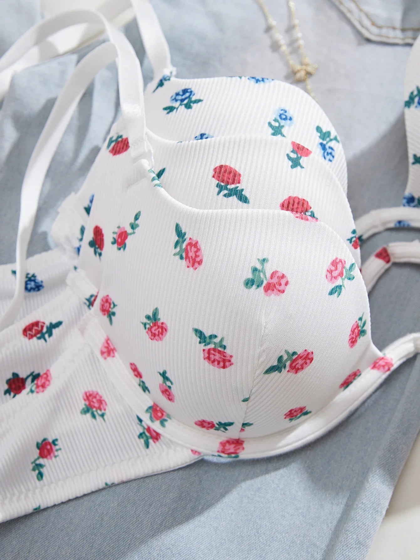 3-Pack Everyday Sweet Women's Bras Simple Solid Color Floral Print Thin Cup Patchwork Ribbed Push-Up Bra with Underwire Bra