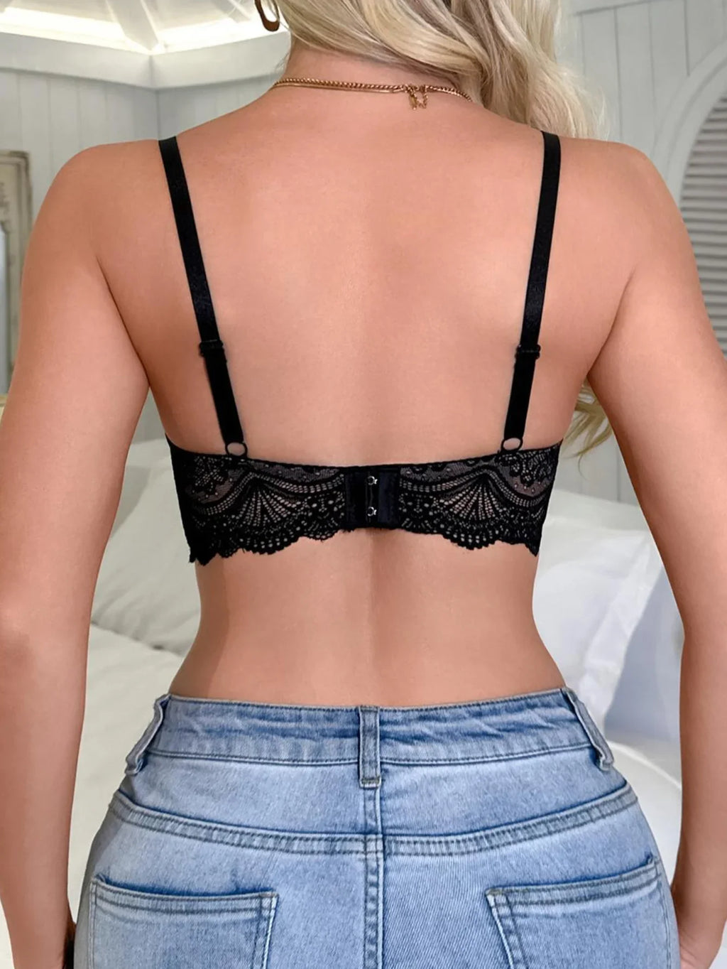 French Women's Lace Trim Bra Sexy Plunge Push Up Underwire Bra Chic & Elegant Ladies Lingerie Underwear