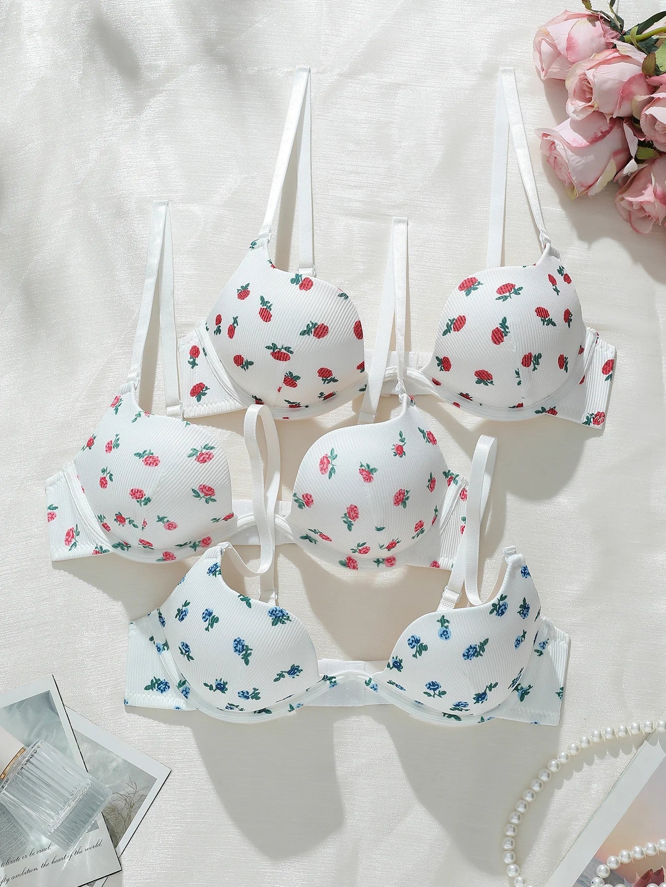 3-Pack Everyday Sweet Women's Bras Simple Solid Color Floral Print Thin Cup Patchwork Ribbed Push-Up Bra with Underwire Bra