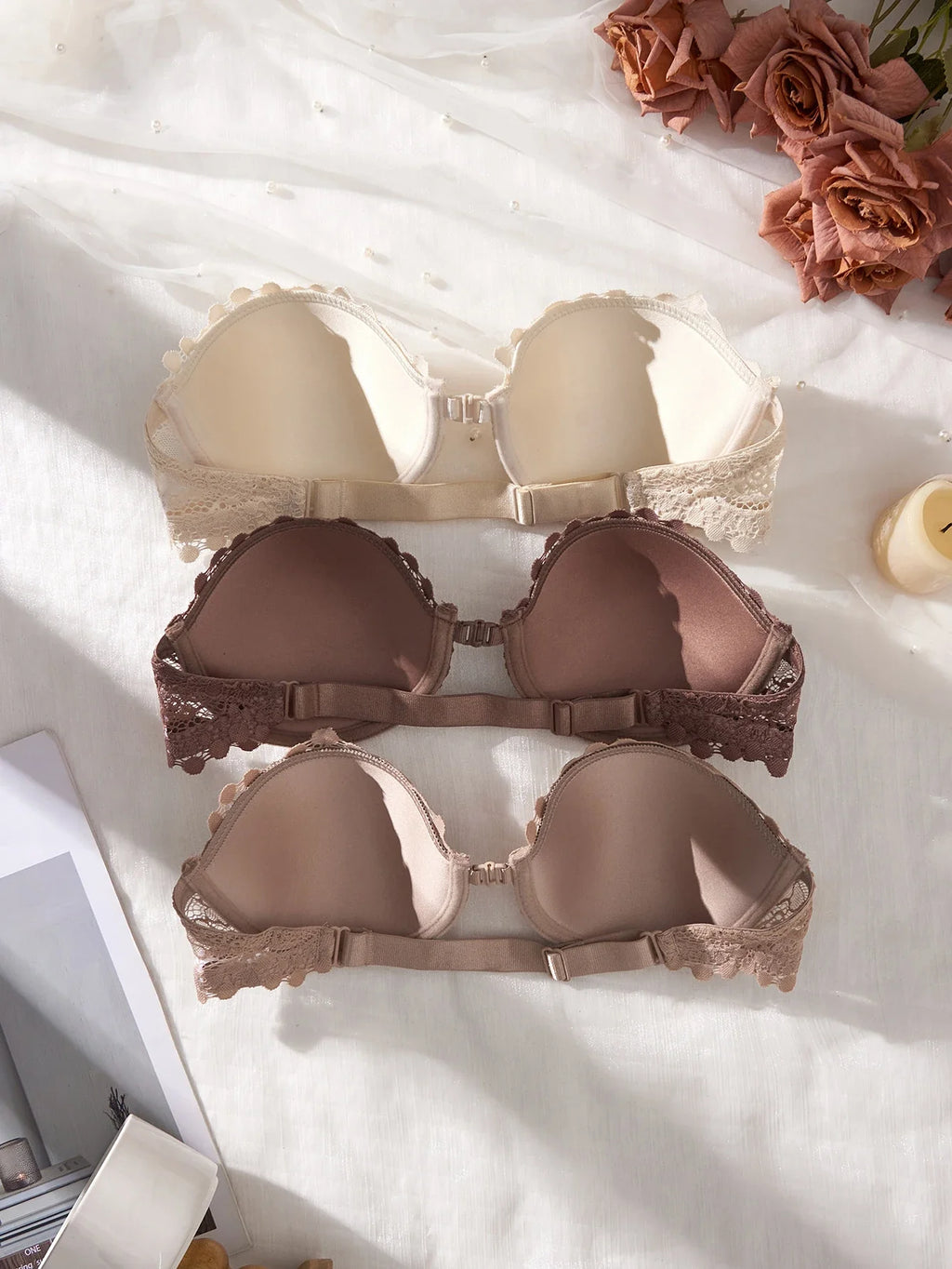 3Pcs Thin Cup Strapless Women's Sexy Bras Lace Trim Patchwork Pattern Front Clasp Push up Bra Comfortable Half-Cup Women's Bra