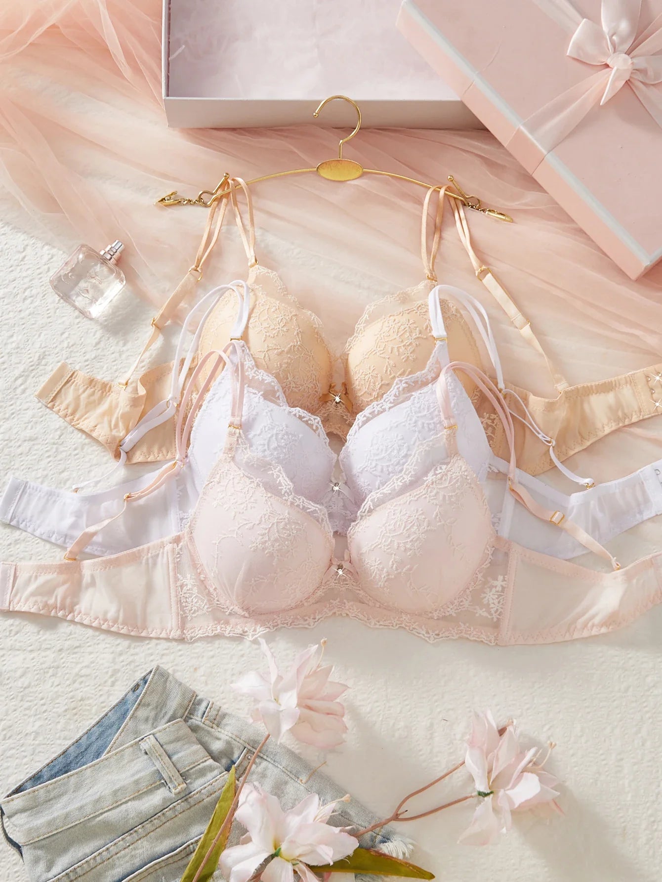 3-Pack Women's Underwear Set Lace Floral Fabric Push-Up Bra for Women Underwire Unpadded Sexy Lingerie Set