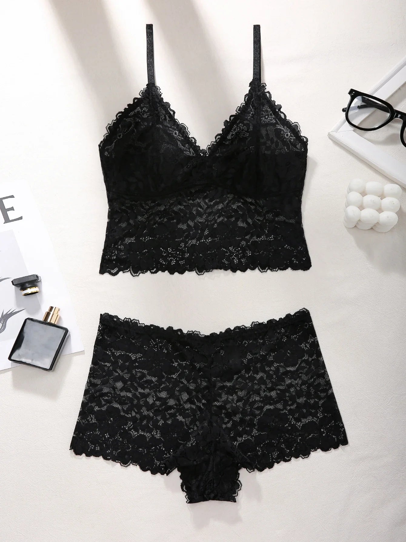 2 Sets Lace Women's Underwear Set Sexy Mesh Unlined Wireless Bra Soft Female Lace Panties Lingerie Set