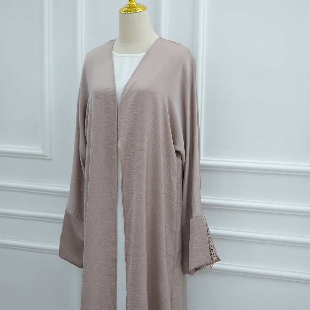 Lace Cuff Crinkle Open Abaya(MOA328)