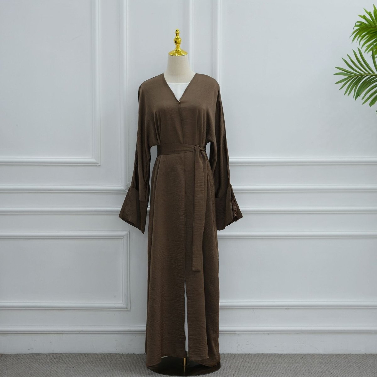 Lace Cuff Crinkle Open Abaya(MOA328)